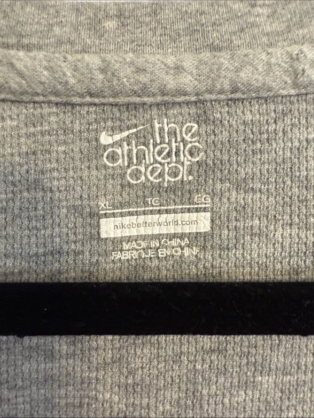 Nike Girls' Gray Long-Sleeve Henley Tee